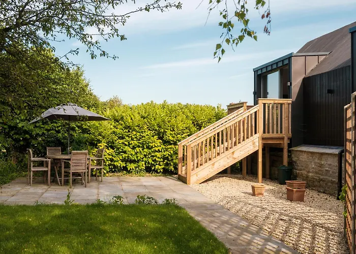 The Old Winery Cottage No2